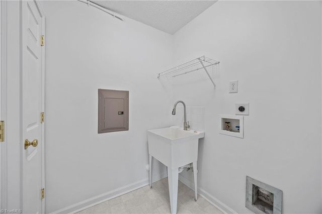 125 James Road 1B, High Point, NC 27265