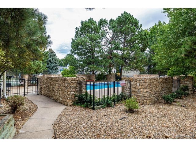 491 S Kalispell Way 305, Aurora, CO 80017
