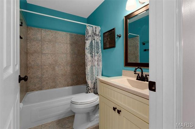 3634 Coffee Tree Court, St Louis, MO 63129