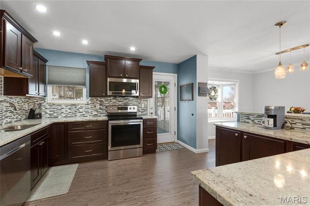 3634 Coffee Tree Court, St Louis, MO 63129