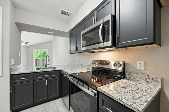 8545 Midpark Road 66, Dallas, TX 75240