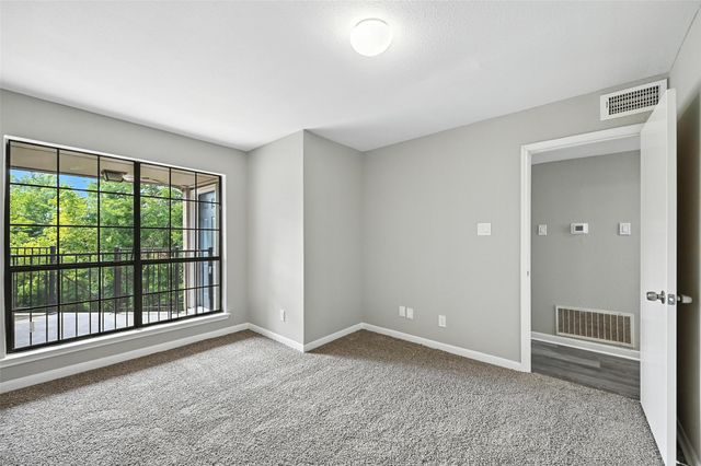 8545 Midpark Road 66, Dallas, TX 75240