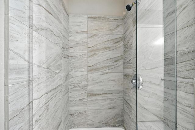 8545 Midpark Road 66, Dallas, TX 75240