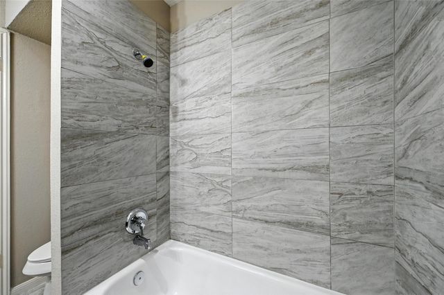 8545 Midpark Road 66, Dallas, TX 75240