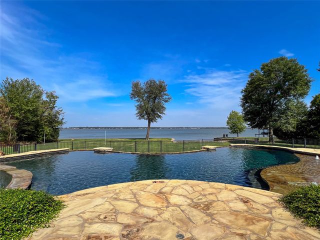 307 Sun Valley, Mabank, TX 75147
