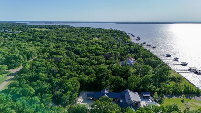 307 Sun Valley, Mabank, TX 75147