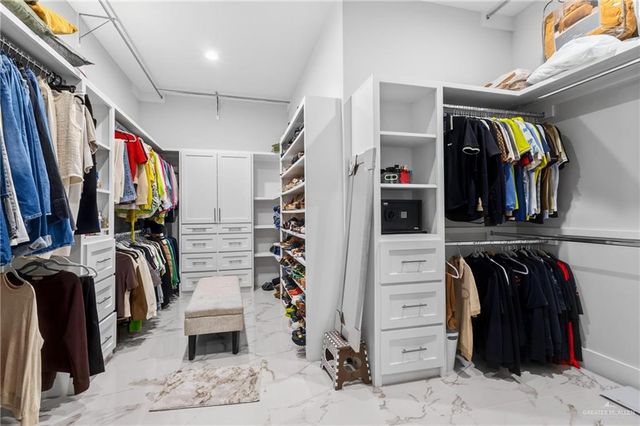 1523 N Aransas Street, Alton, TX 78573