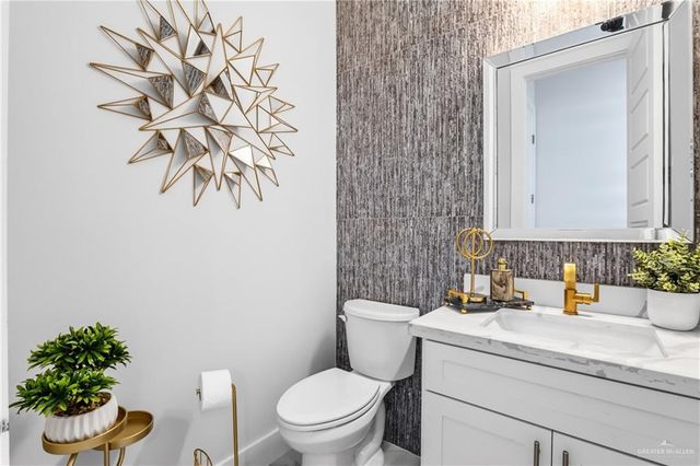 1523 N Aransas Street, Alton, TX 78573