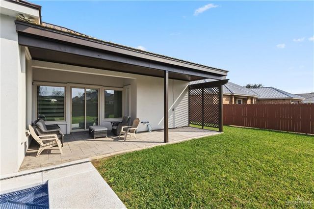 1523 N Aransas Street, Alton, TX 78573