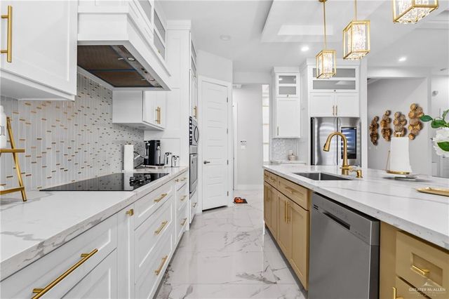 1523 N Aransas Street, Alton, TX 78573