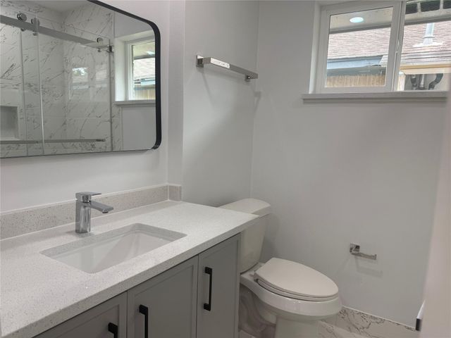 7706 Lakewood Drive, Houston, TX 77016