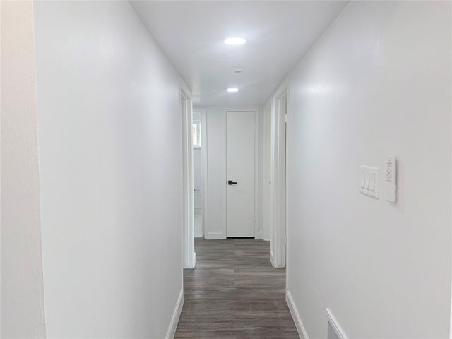 7706 Lakewood Drive, Houston, TX 77016