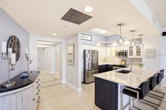 3313 SUNSET KEY CIRCLE 105, Punta Gorda, FL 33955