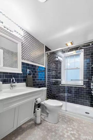 1933 Inglewood Place, South Bend, IN 46616