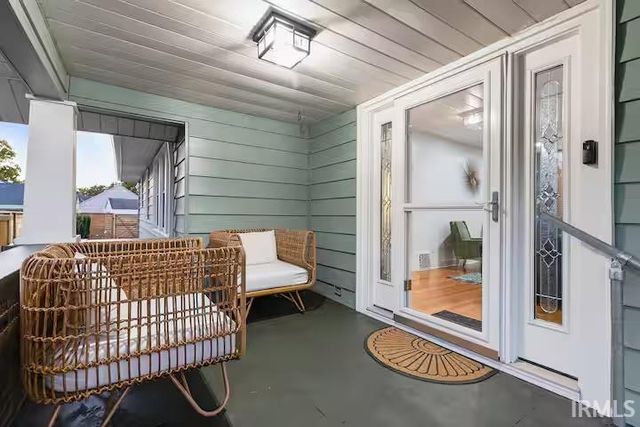 1933 Inglewood Place, South Bend, IN 46616