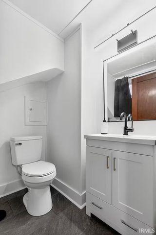 1933 Inglewood Place, South Bend, IN 46616