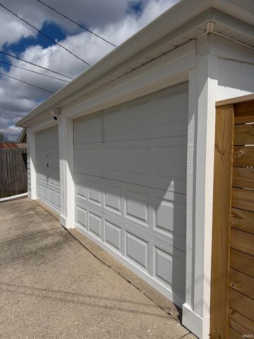 1933 Inglewood Place, South Bend, IN 46616