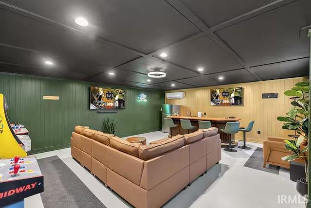 1933 Inglewood Place, South Bend, IN 46616