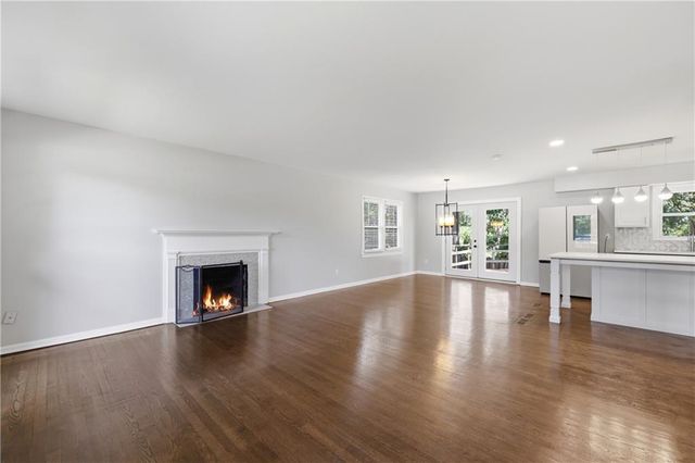 6301 E 109th Terrace, Kansas City, MO 64134