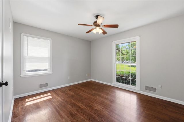 6301 E 109th Terrace, Kansas City, MO 64134