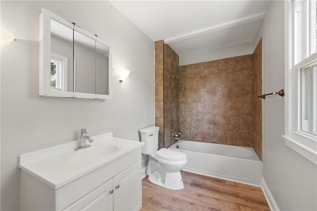 6301 E 109th Terrace, Kansas City, MO 64134
