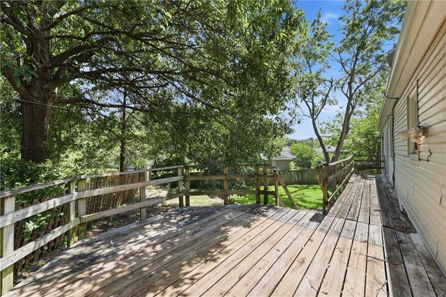 6301 E 109th Terrace, Kansas City, MO 64134