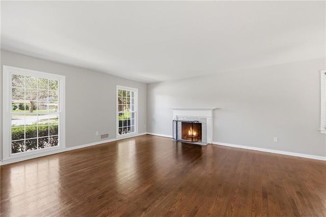 6301 E 109th Terrace, Kansas City, MO 64134