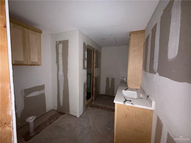 2612 Helena Avenue, Mcallen, TX 78503