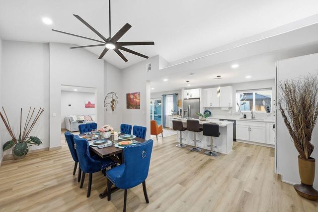 7926 W Dahlia Drive, Peoria, AZ 85381