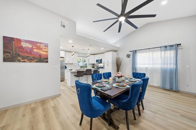 7926 W Dahlia Drive, Peoria, AZ 85381