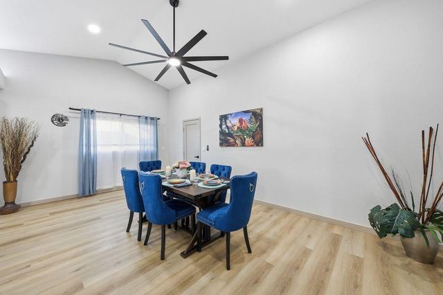 7926 W Dahlia Drive, Peoria, AZ 85381