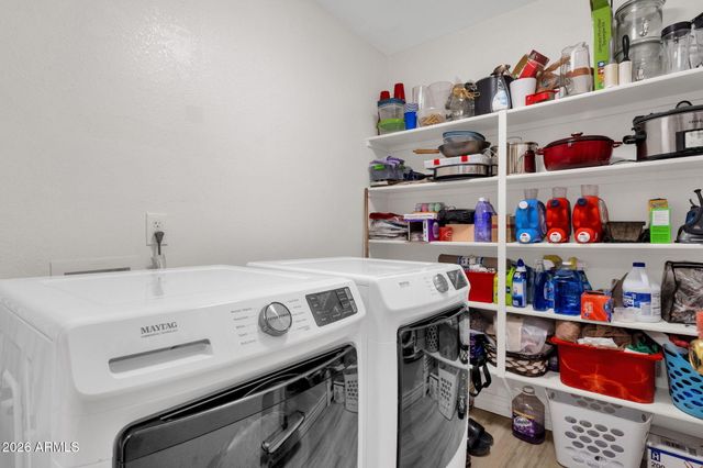 2274 E PEACH TREE Drive, Chandler, AZ 85249