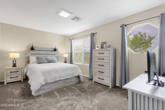 2274 E PEACH TREE Drive, Chandler, AZ 85249