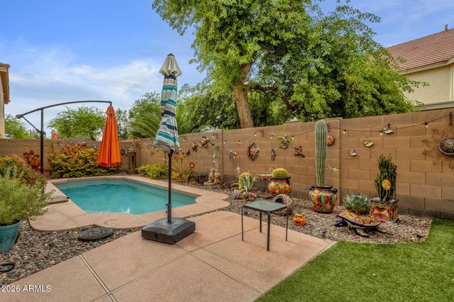2274 E PEACH TREE Drive, Chandler, AZ 85249