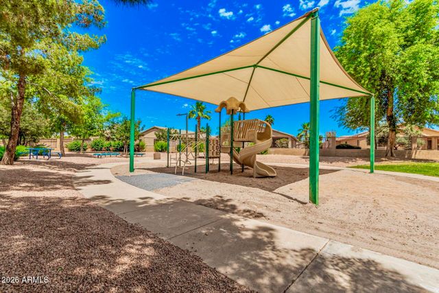 2274 E PEACH TREE Drive, Chandler, AZ 85249