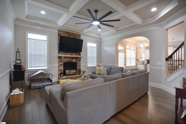 904 Willhaven Place, Simpsonville, SC 29681