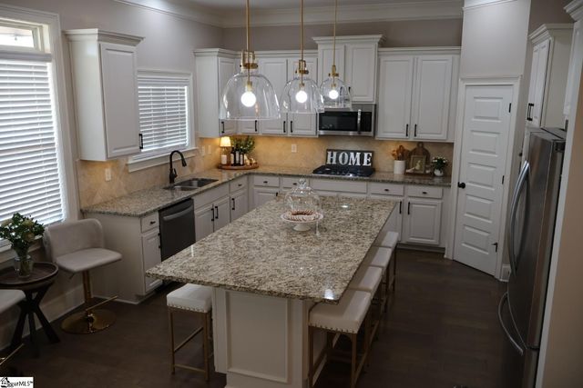 904 Willhaven Place, Simpsonville, SC 29681