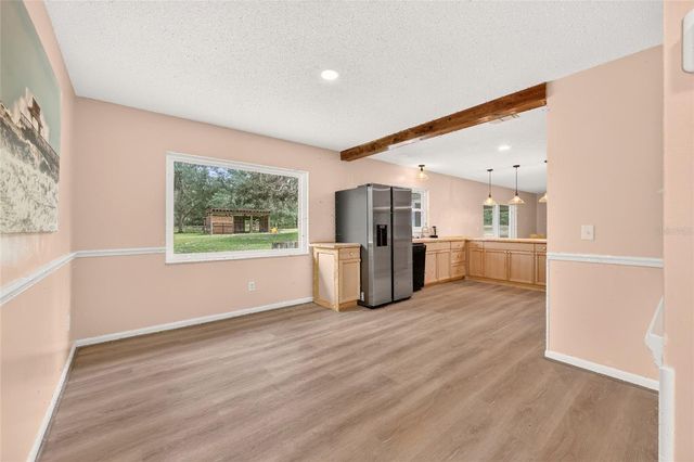 11281 N CIRCLE M AVENUE, Dunnellon, FL 34433