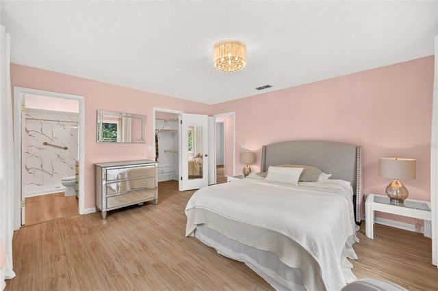 11281 N CIRCLE M AVENUE, Dunnellon, FL 34433