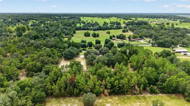 11281 N CIRCLE M AVENUE, Dunnellon, FL 34433