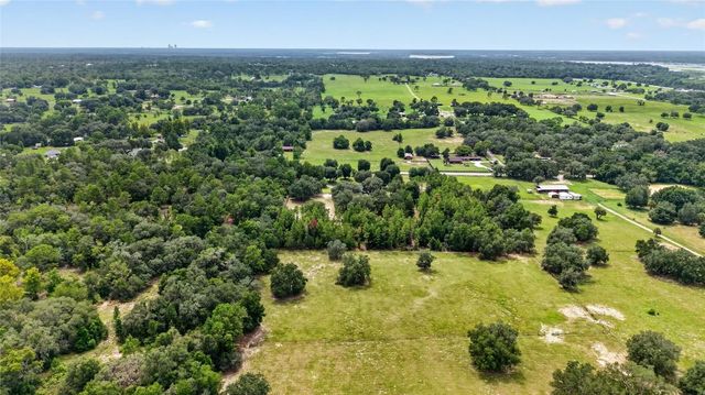 11281 N CIRCLE M AVENUE, Dunnellon, FL 34433