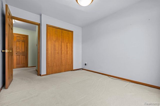 37781 Pickford Drive, Livonia, MI 48152