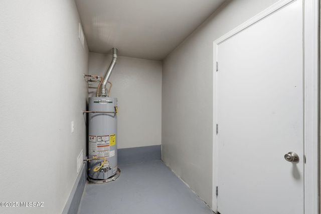 4170 W Mars Street, Tucson, AZ 85741