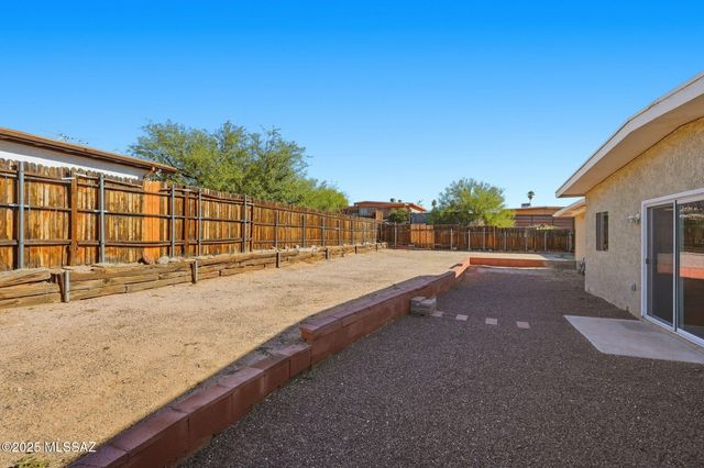 4170 W Mars Street, Tucson, AZ 85741