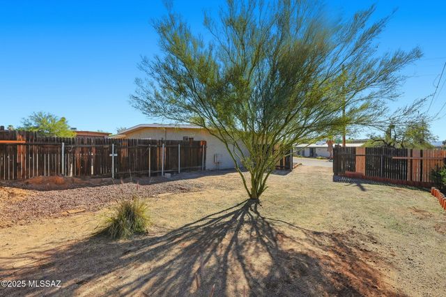 4170 W Mars Street, Tucson, AZ 85741