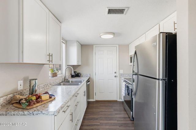 4170 W Mars Street, Tucson, AZ 85741