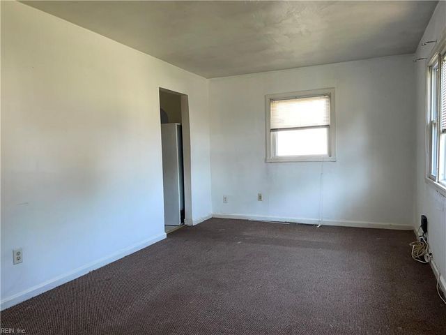 403 Dwight DR, Portsmouth, VA 23701