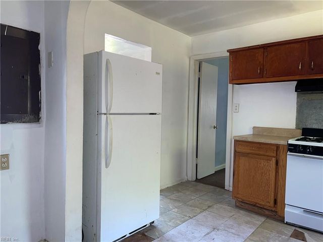 403 Dwight DR, Portsmouth, VA 23701