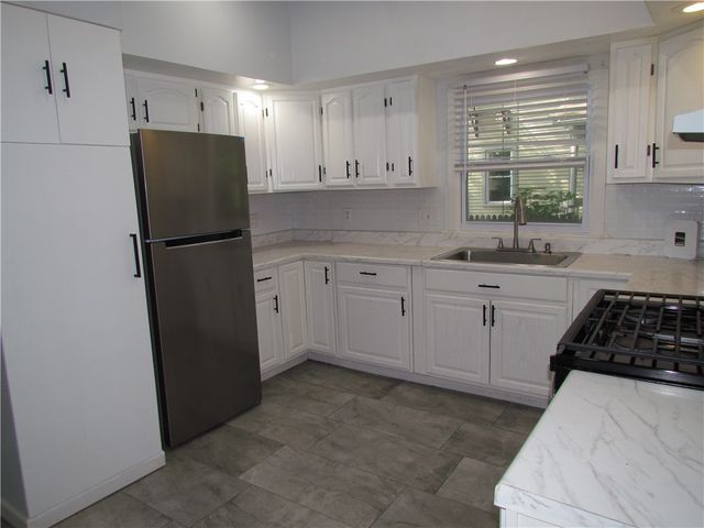 176 Selye Terrace, Rochester, NY 14613