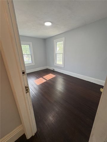 176 Selye Terrace, Rochester, NY 14613